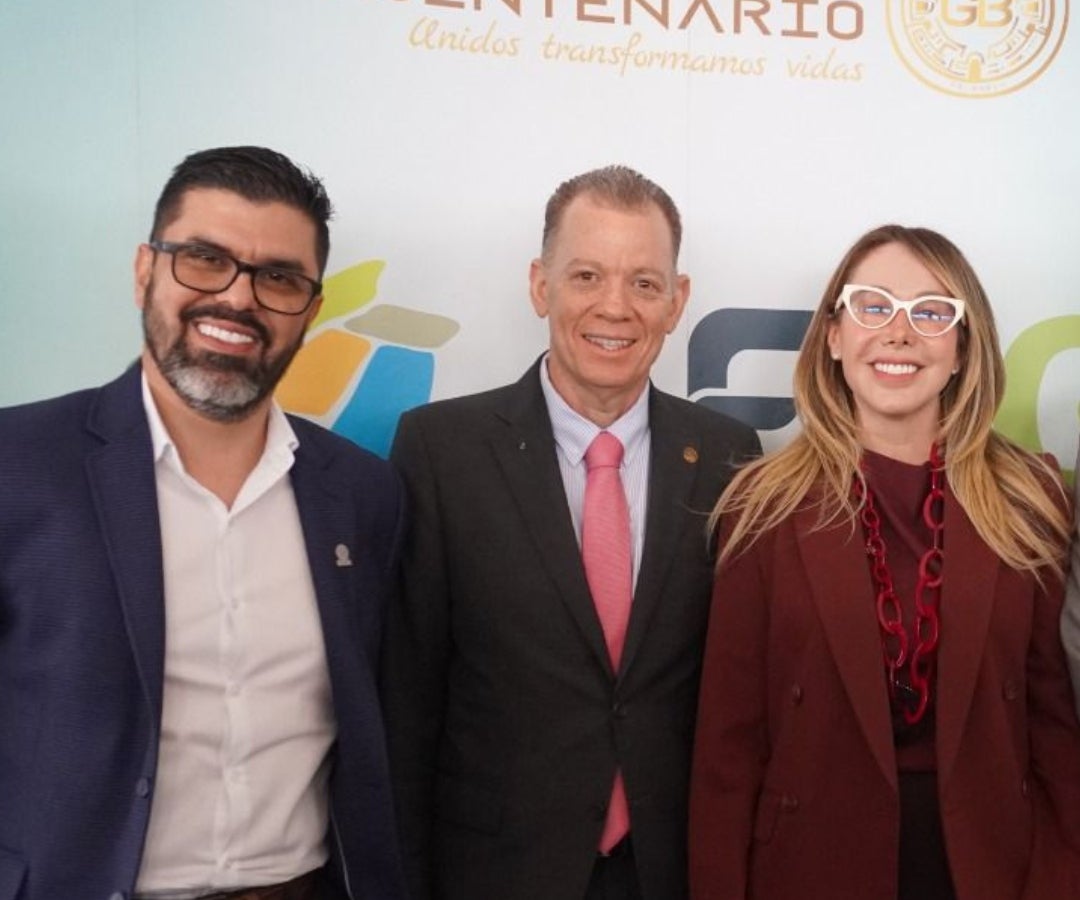 Raúl Gustavo Restrepo, director Banca Comercial y Pyme en BBVA y miembro de junta directiva de Finagro; Rodolfo Bacci, vicepresidente de Programas de Financiamiento y Comercial; y Jimena Ruiz, vicepresidenta Jurídica de Finagro.