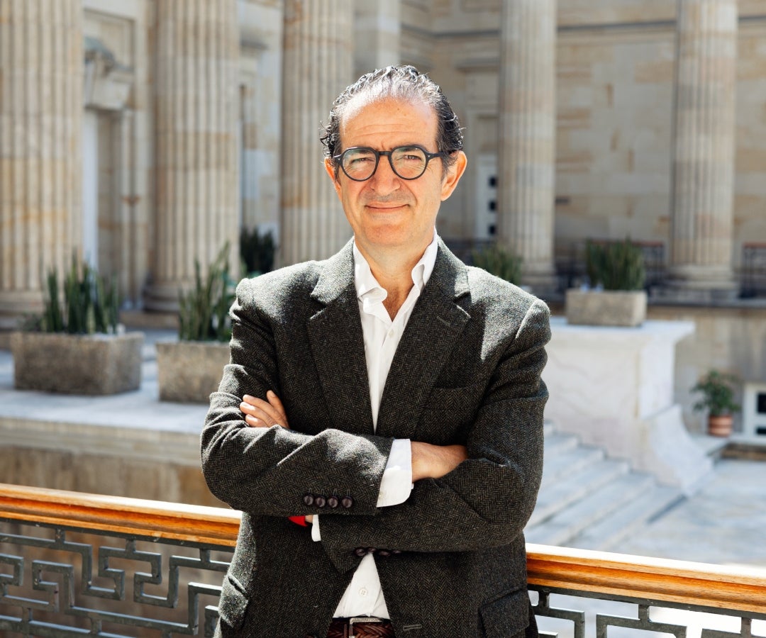 Con Dinamarca en la jugada, ¿Colombia regulará el uso de rrss en menores?