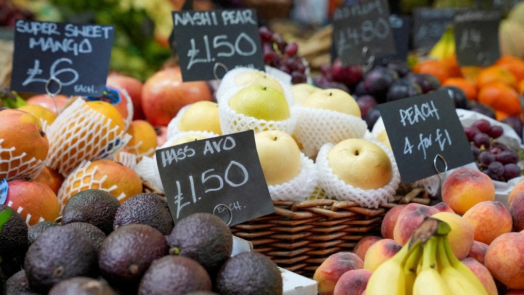 El índice de precios alimentarios de la FAO, que mide una cesta de productos alimentarios básicos comercializados a nivel mundial, registró una media de 125,1 puntos en noviembre