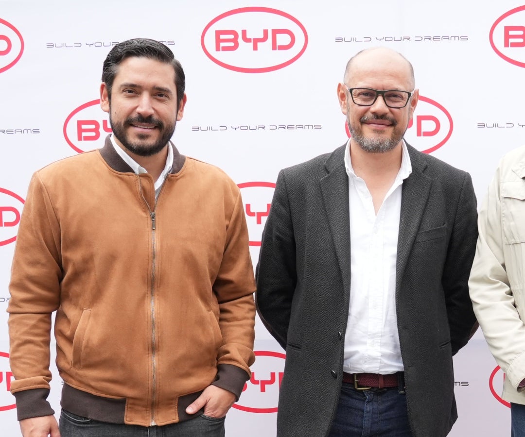 Manuel Ospina, gerente general; y Jaime Torres, gerente comercial de Renting.