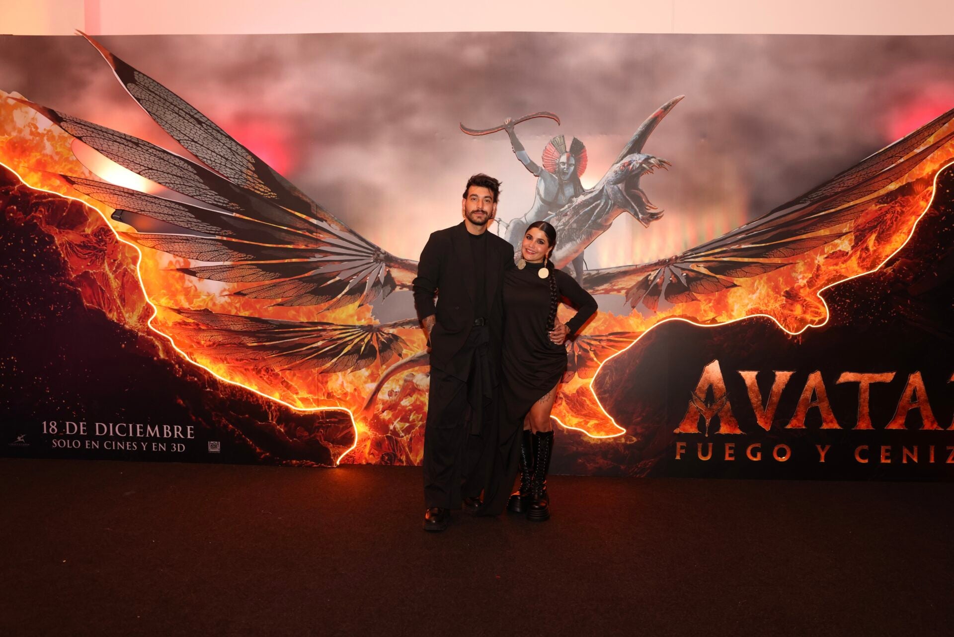 El tatuador Daniel Caballero; y la cantante Martina la peligrosa, entre los invitados a la premiere.