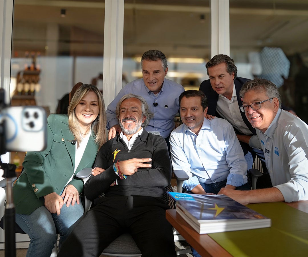 Vicky Dávila, Juan Daniel Oviedo, Aníbal Gaviria, David Luna, Juan Manuel Galán y Mauricio Cárdenas
