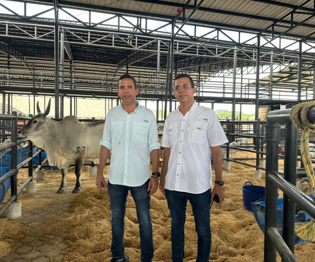 Carlos Tinoco y Raúl Tinoco en AgroBolívar
