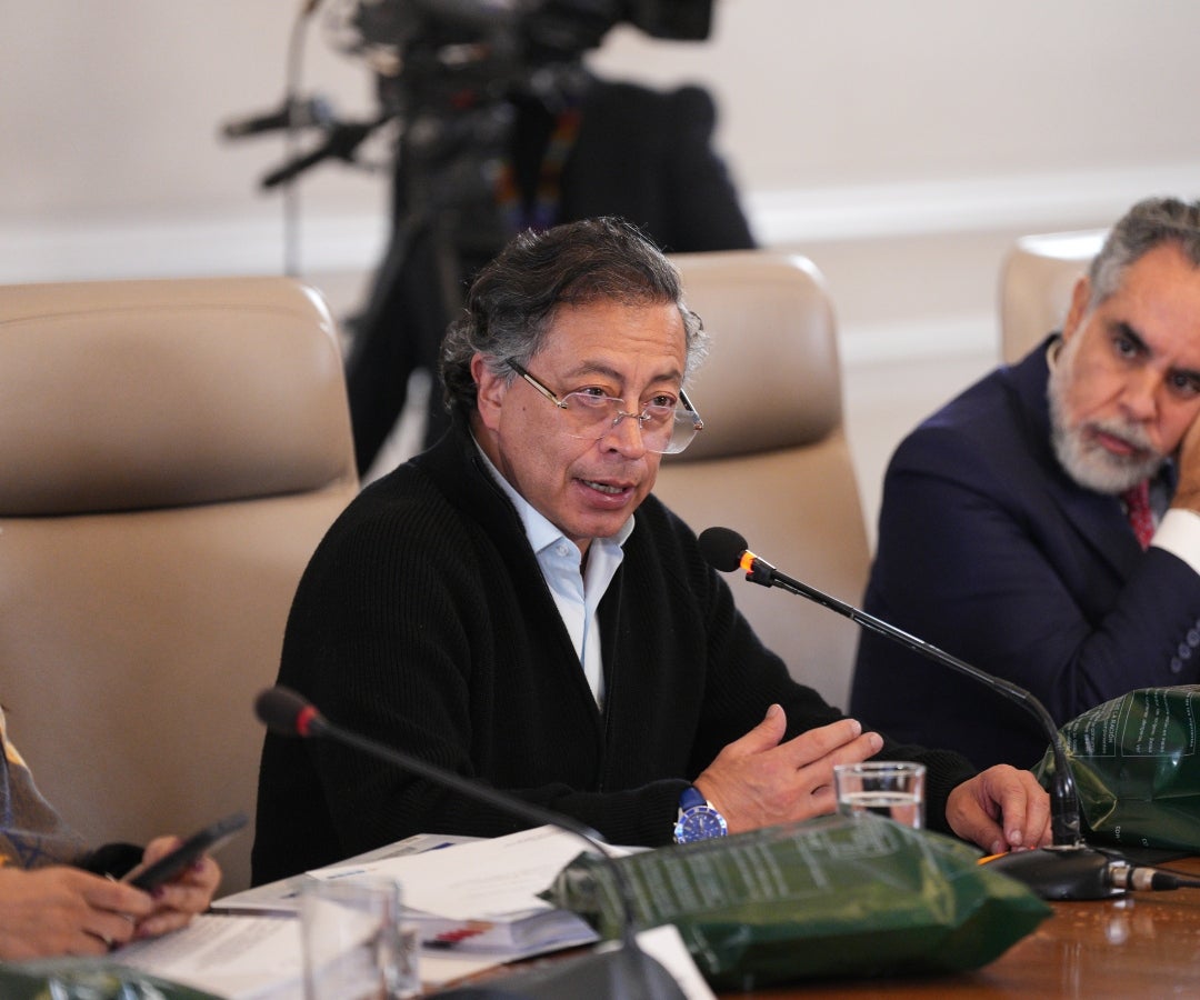 Petro cuestiona la independencia del Banco de la República tras decisión sobre tasas