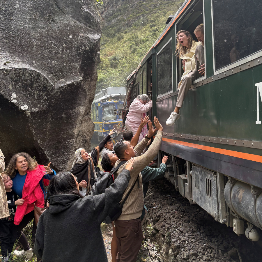 Al menos un muerto y 40 heridos deja choque de trenes en la mayor zona ...