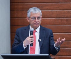 Carlos Emilio Betancourt, director encargado de la Dian