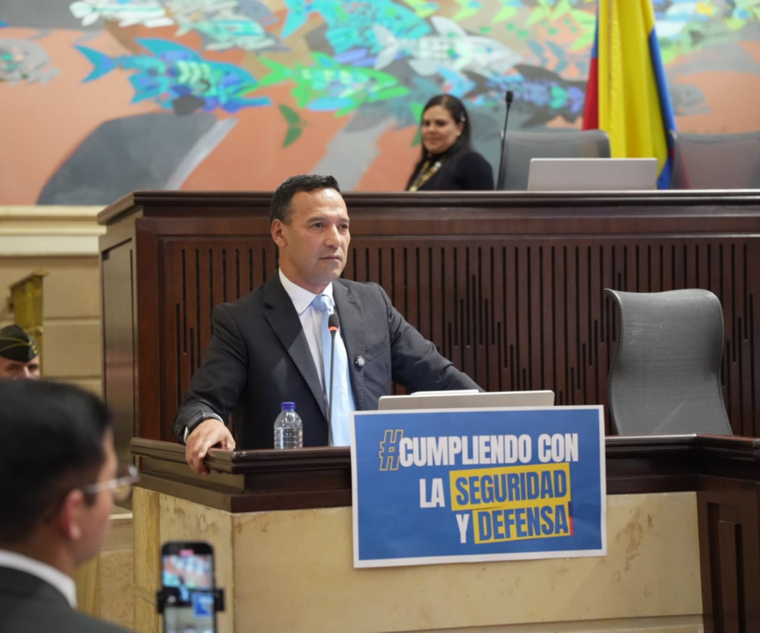 Ministro de Defensa, Petro Sánchez