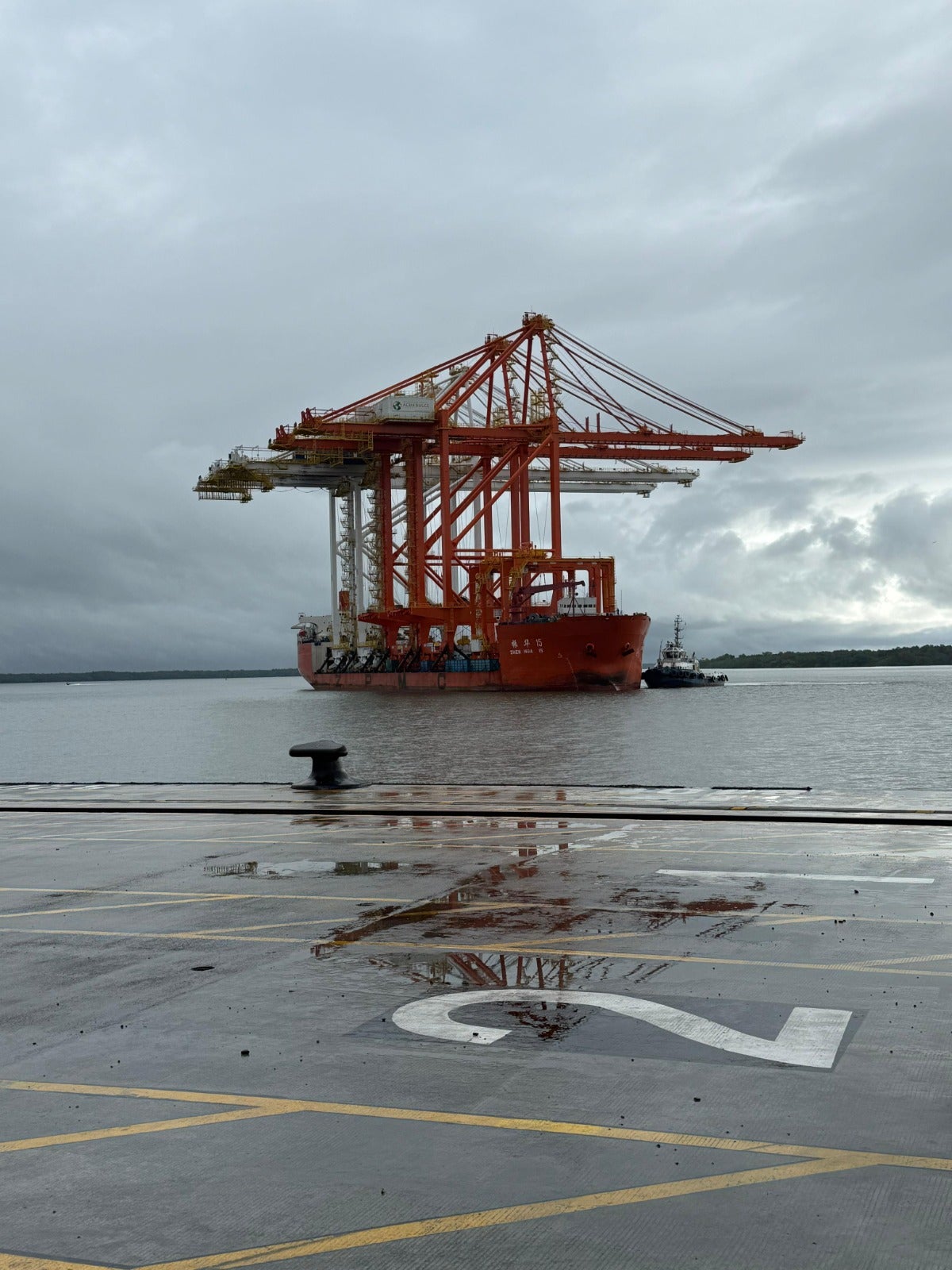 Puerto de Buenaventura recibe dos grúas Super Post Panamax para ampliar operaciones portuarias