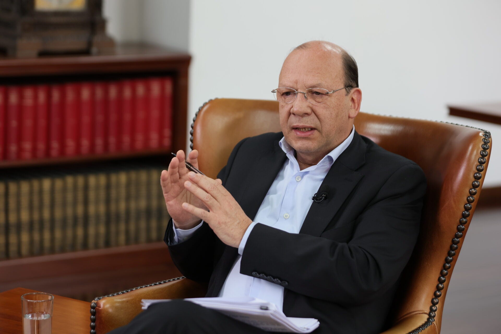 Ministro de Hacienda, Germán Ávila