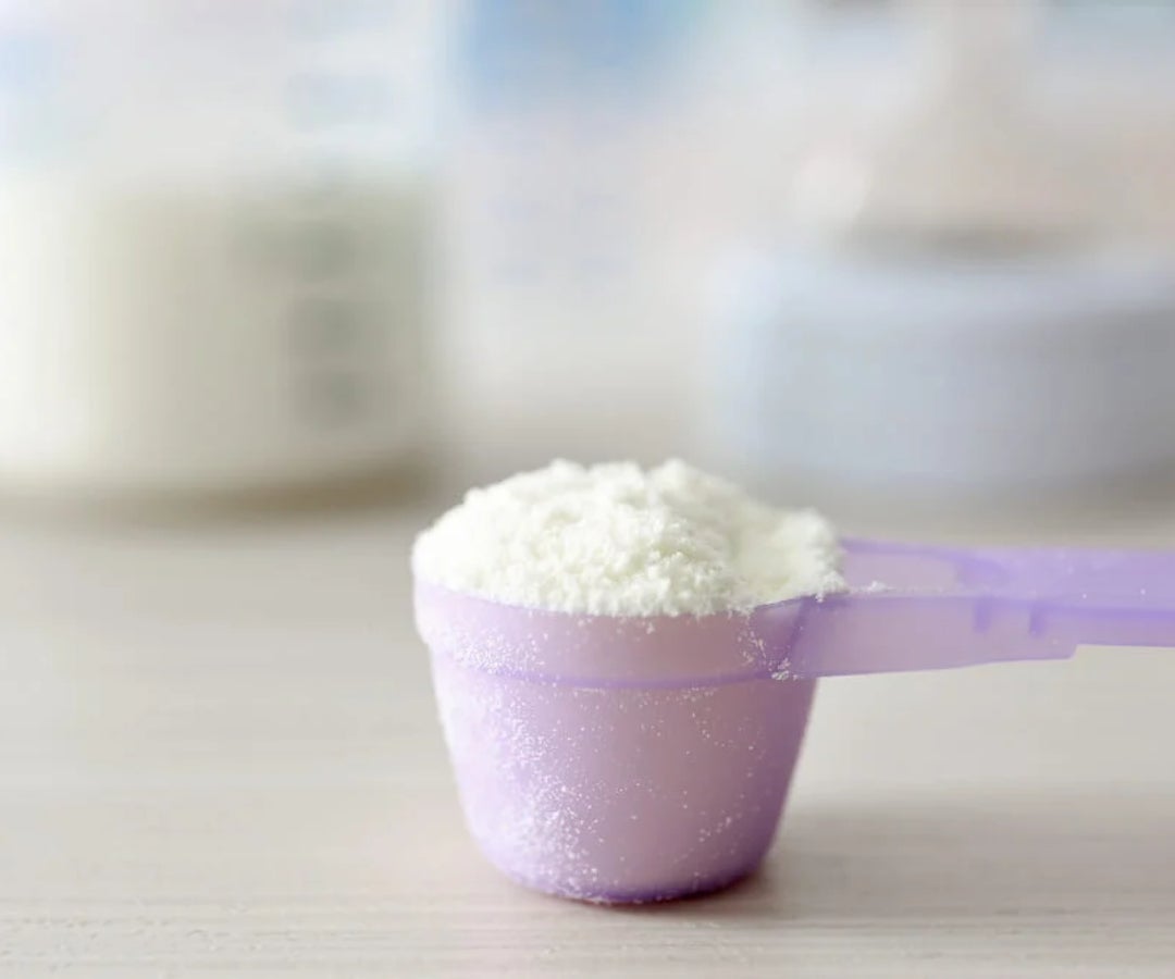 Invima emitió alerta por presencia de toxina en la leche infantil Alula Gold Premium.