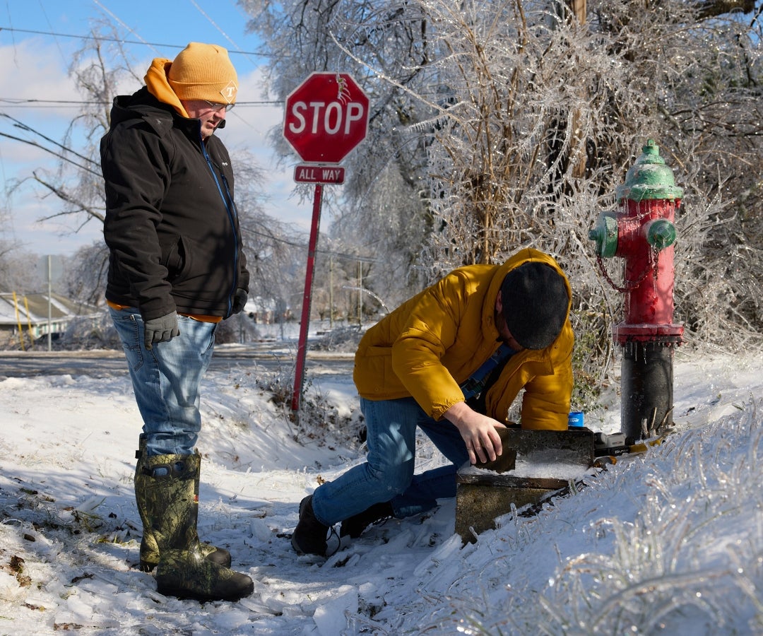 Luego de la tormenta, red eléctrica para 67 millones de personas está al límite
