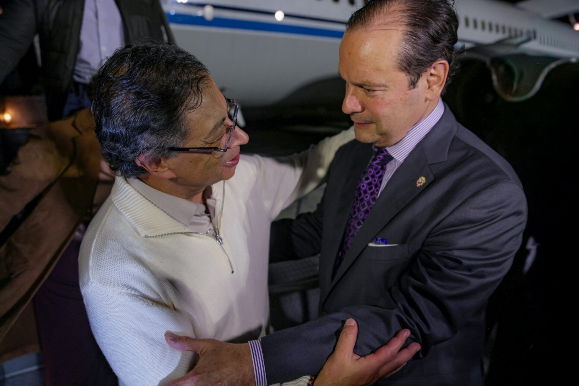 Petro llega a Panamá en medio de tensiones regionales y antes de su cita con Trump