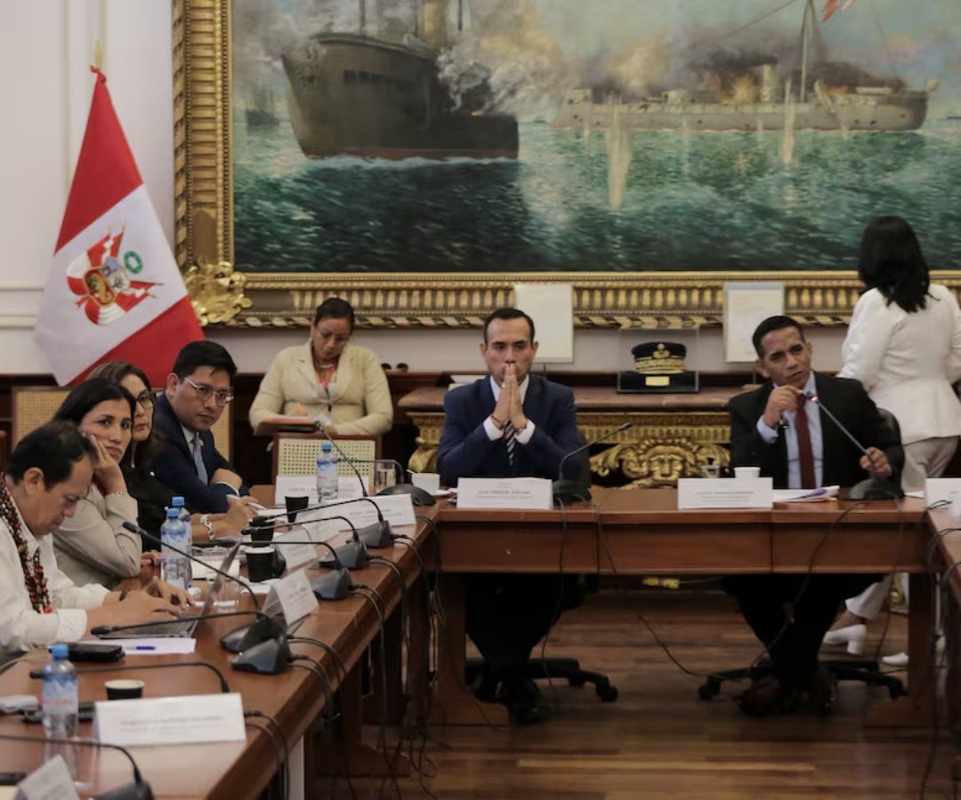 Escándalo pone a prueba vínculos Perú-China y se intensifica escrutinio de EE.UU.