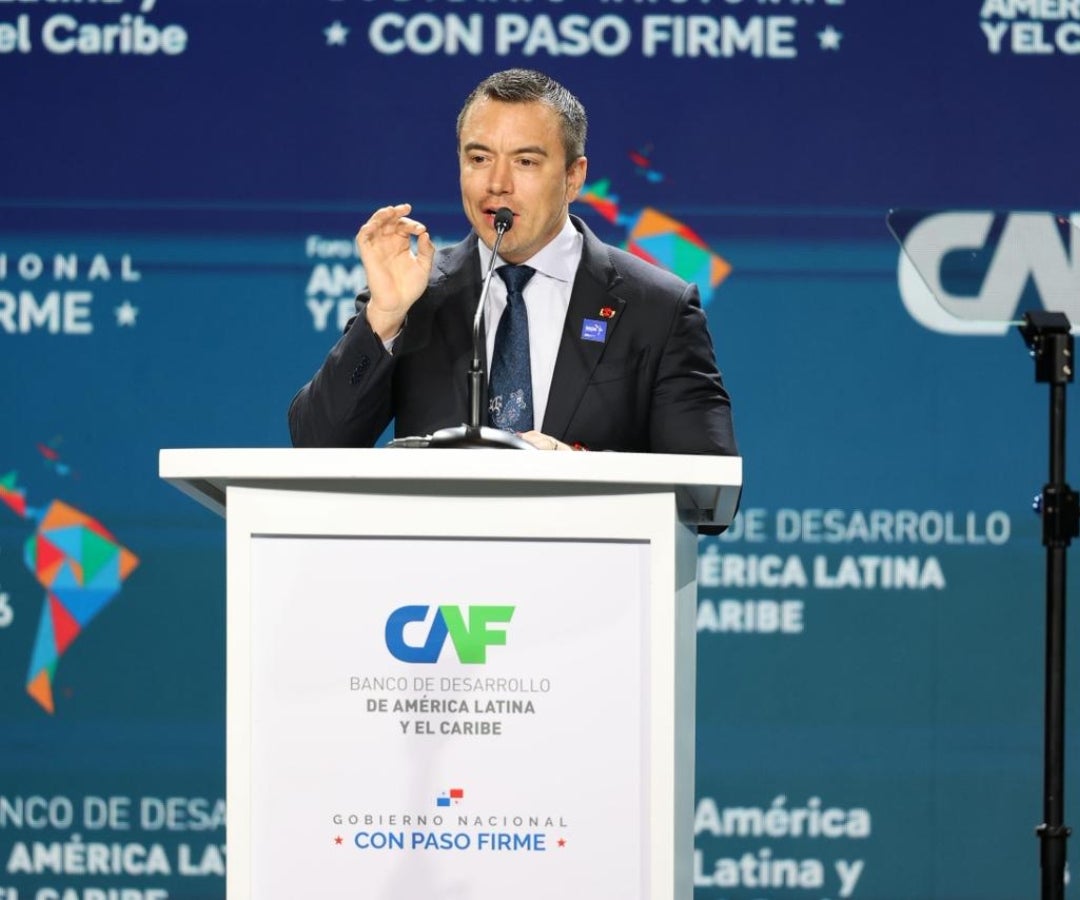 Noboa llama a una América Latina integrada y destaca una recuperación económica