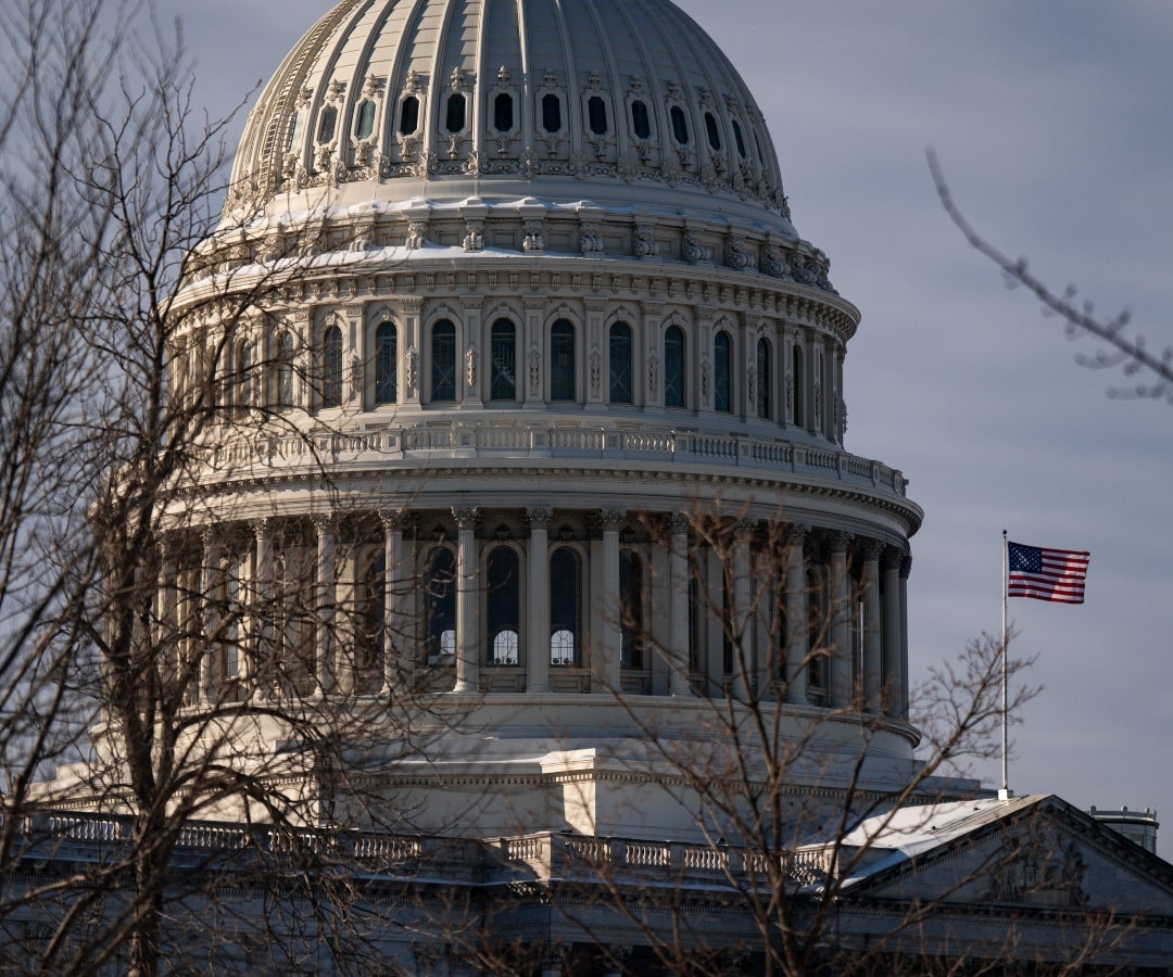 Demócratas y la Casa Blanca se acercan a un acuerdo para evitar el cierre del gobierno