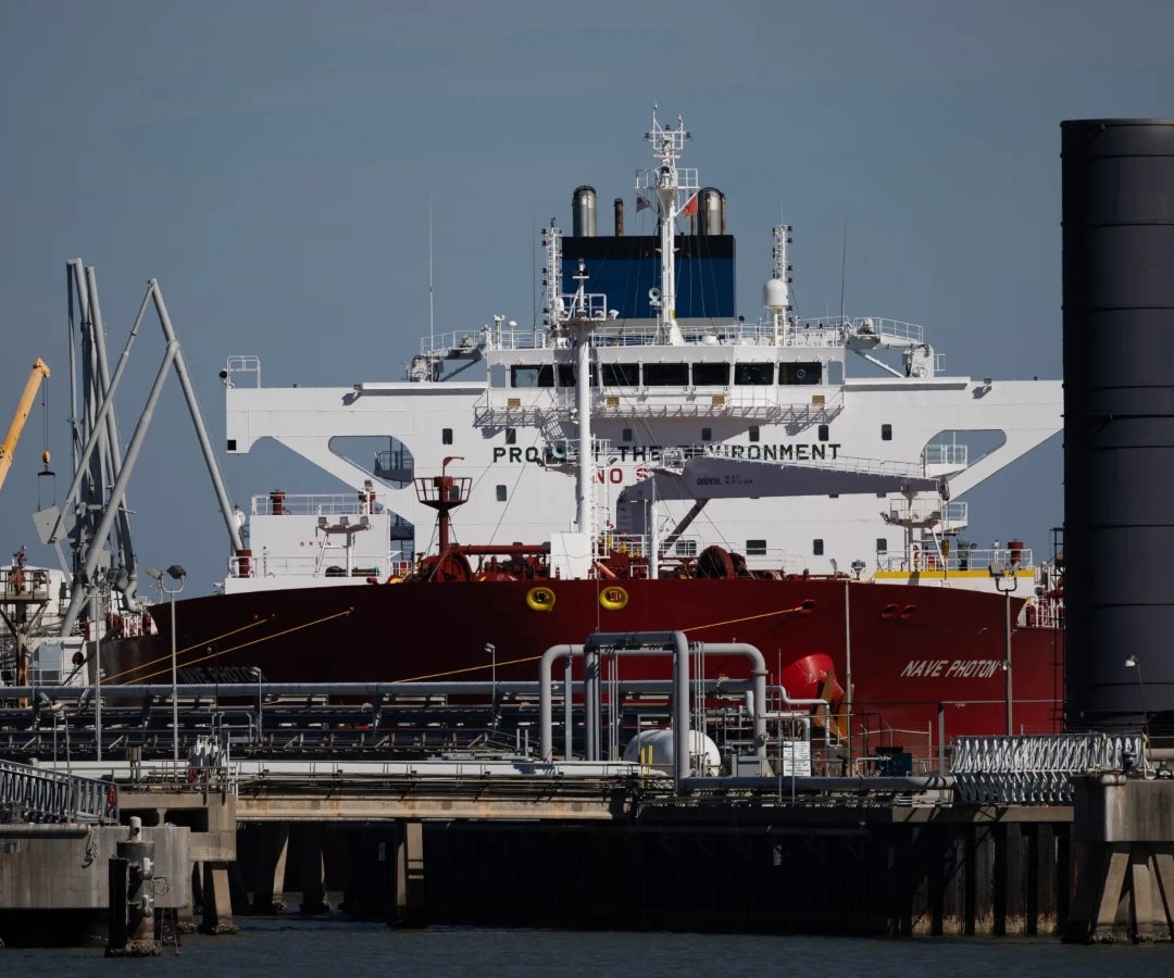 Estados Unidos prepara licencia que permitirá a empresas extraer crudo venezolano