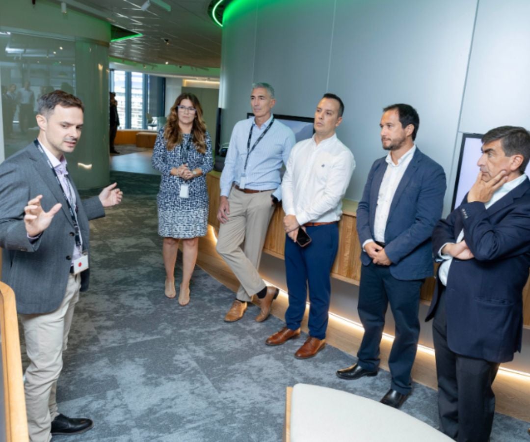 Codelco y Schneider Electric sellaron alianza para impulsar la digitalización energética