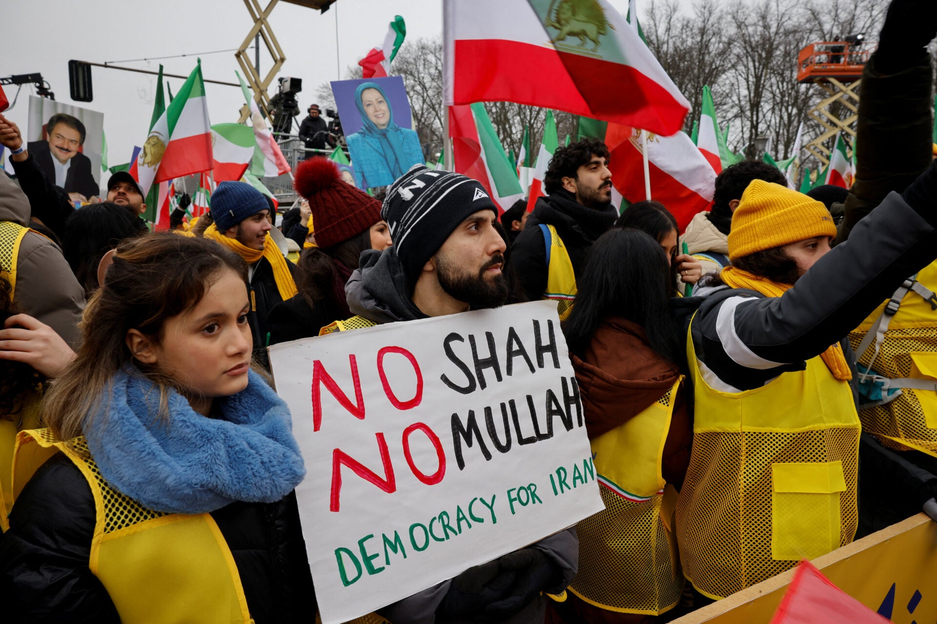 Salen a marchar en la capital alemana ante las revueltas iraníes