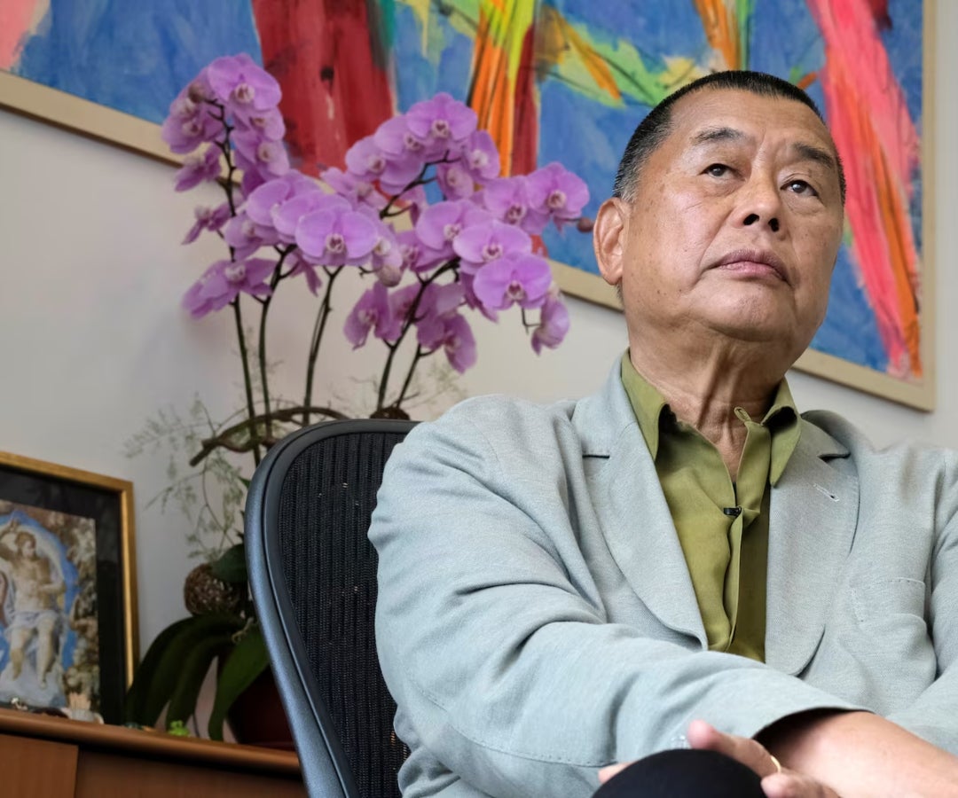 Jimmy Lai, crítico de China, fue sentenciado a 20 años por conspiración en Hong Kong