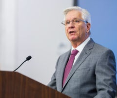 Waller de la FED afirma que euforia de criptomonedas de Trump podría estar desvaneciéndose Waller de la FED afirma que euforia de criptomonedas de Trump podría estar desvaneciéndose