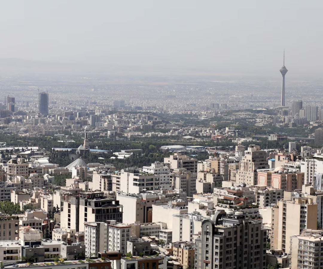 Trump considera enviar segundo portaaviones a Oriente Medio pese a negociaciones