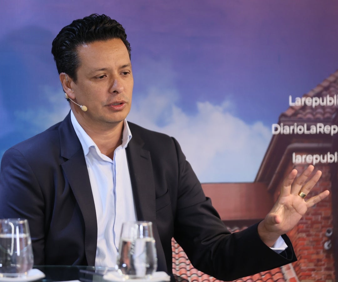 John Linares, presidente de Banco Contactar