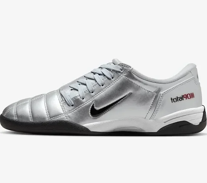 Nike Total 90. +374%