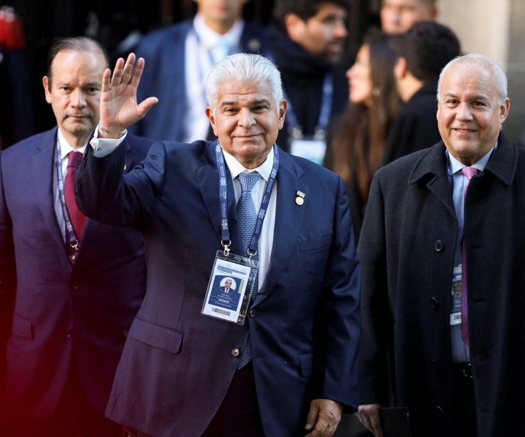 Panamá publica fallo que anula formalmente concesiones portuarias de CK Hutchison