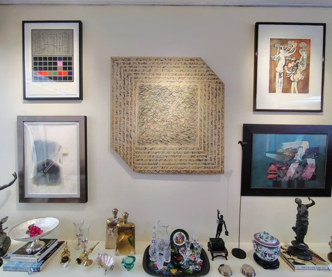 El catálogo lo encabeza esta obra de Sara Modiano en crayón y grafito sobre lienzo; precio base de salida: $65 millones.