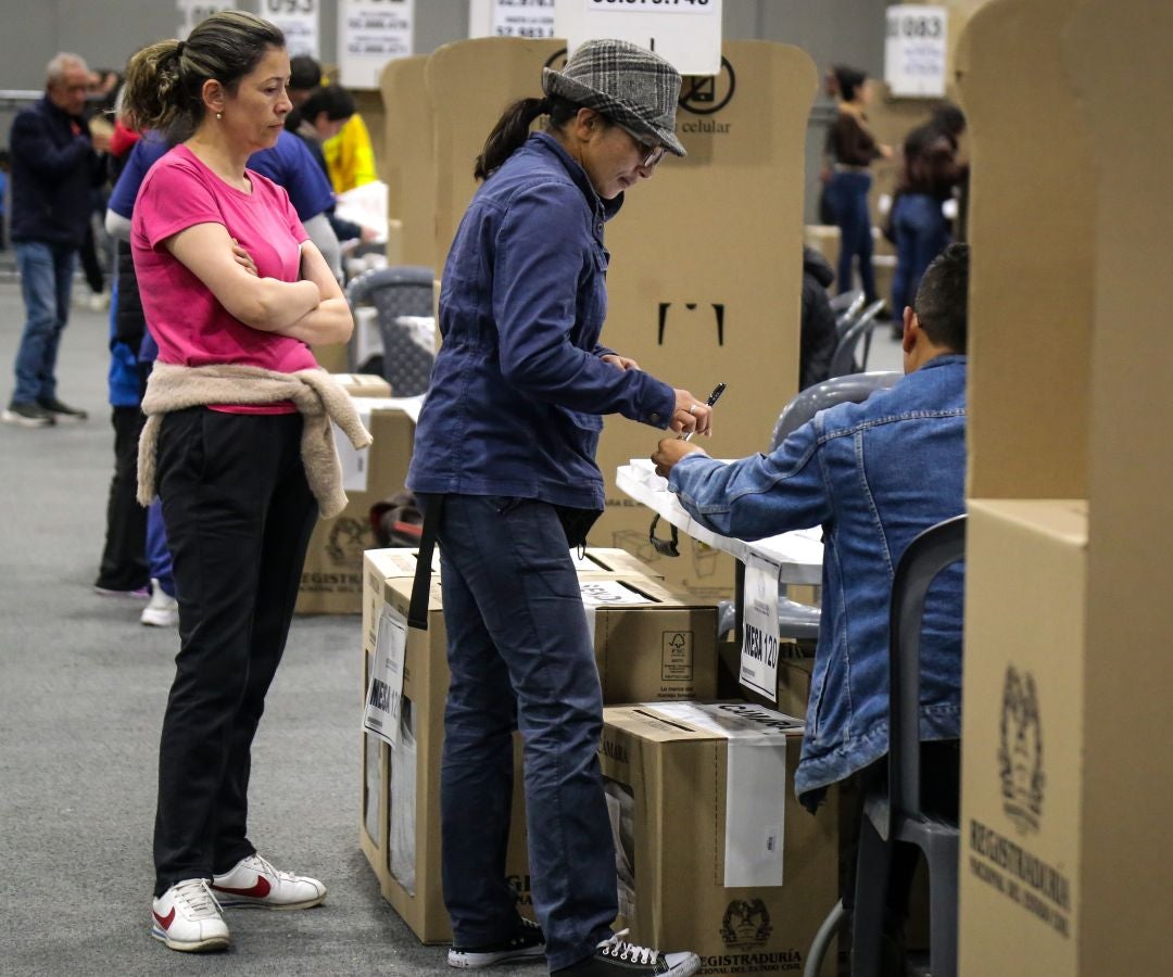 Cierran las urnas de las elecciones al Congreso