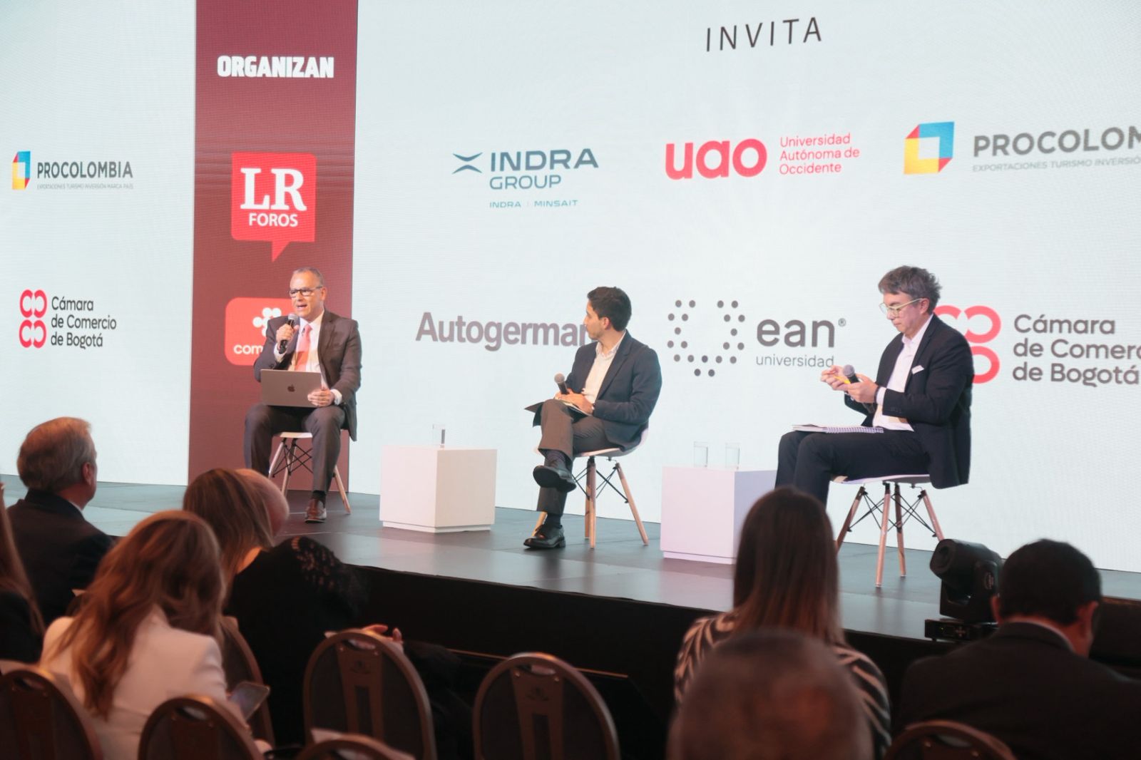 Conversación “Talento que transforma las regiones”