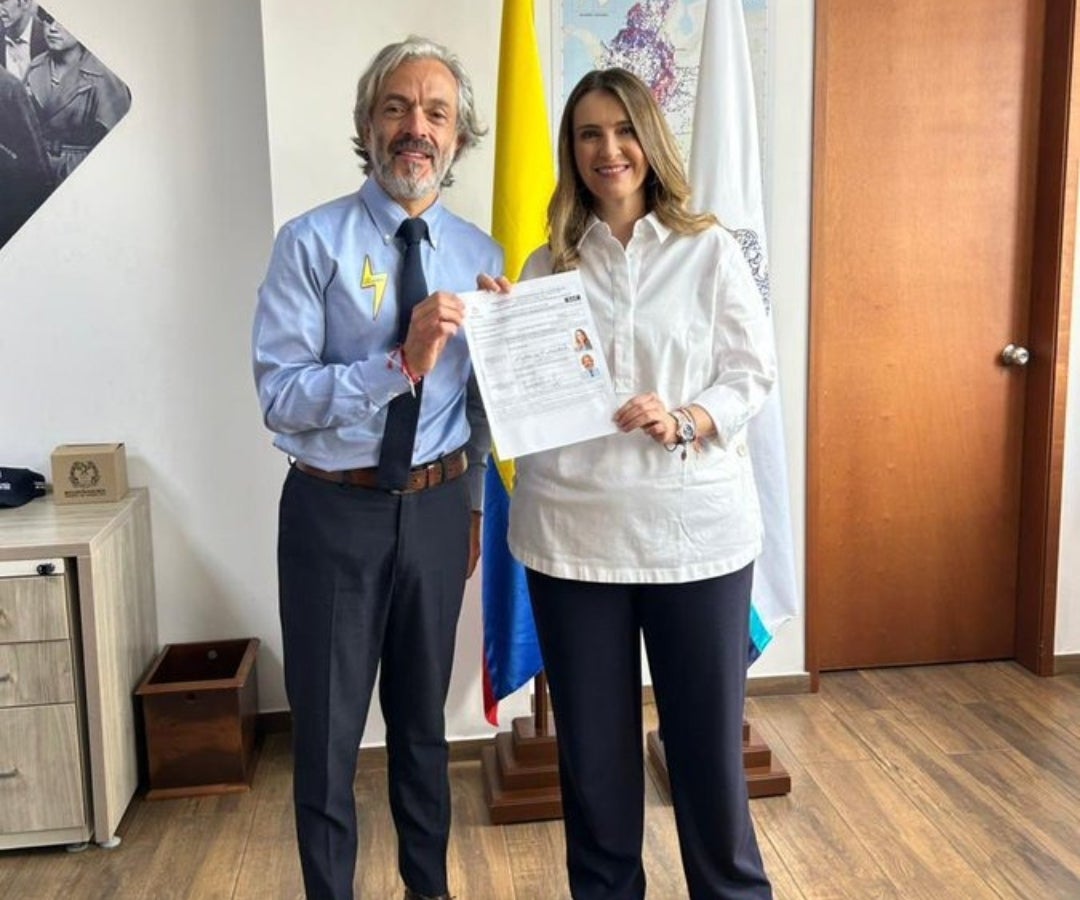 Paloma Valencia se inscribió en la Registraduría como candidata presidencial