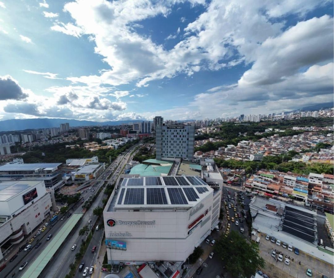 Parque Caracolí apuesta por la autogeneración solar para reducir costos operativos