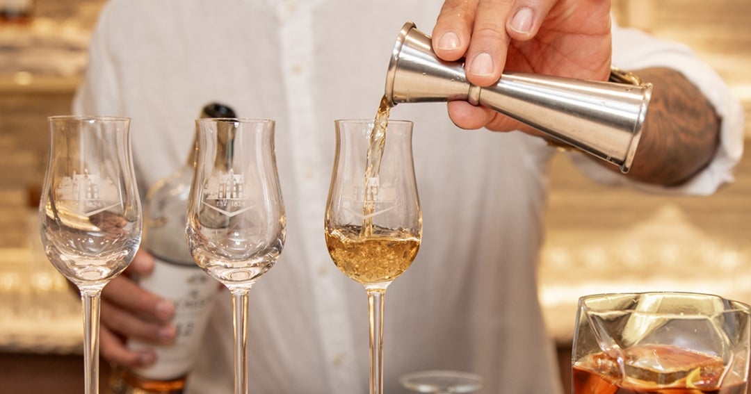 Alta coctelería llega a Bogotá con alianza entre The Macallan y Handshake Speakeasy