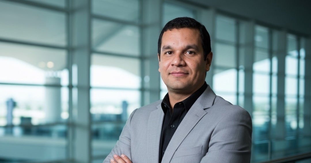 Decisiones financieras de 77% de los jóvenes están marcadas por beneficios de viajes