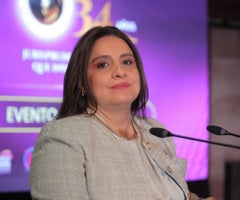 Paola Andrea Meneses