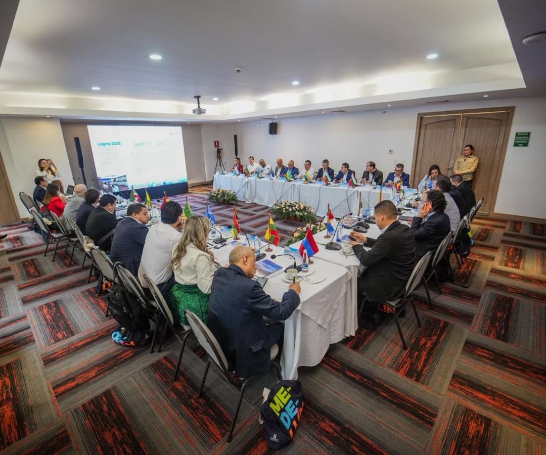 Alcaldes durante la Asamblea anual de Asocapitales. Foto: Asocapitales.