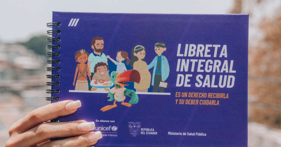 Ecuador oficializa la nueva Libreta de Salud para fortalecer el seguimiento médico