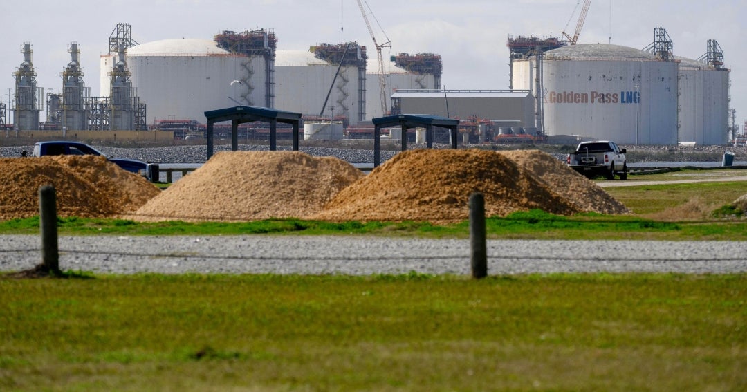 Planta de GNL Golden Pass de Qatar-Exxon inicia producción y refuerza oferta energética