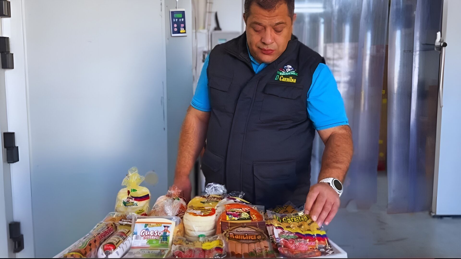 Carlos Andrés Quintero, fundador de D’Carnilsa