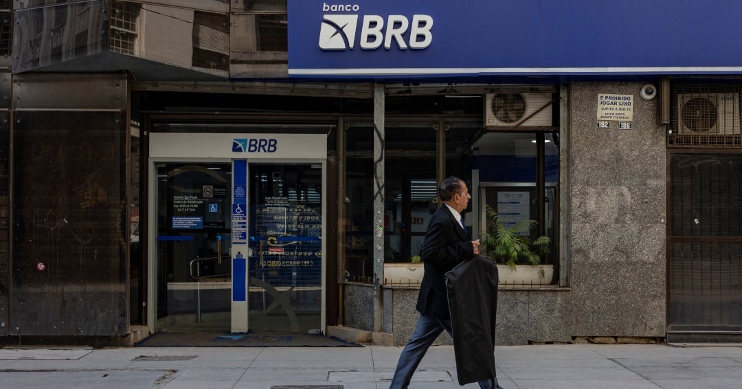 Gobierno de Brasil fijó condiciones para un eventual rescate al Banco de Brasilia
