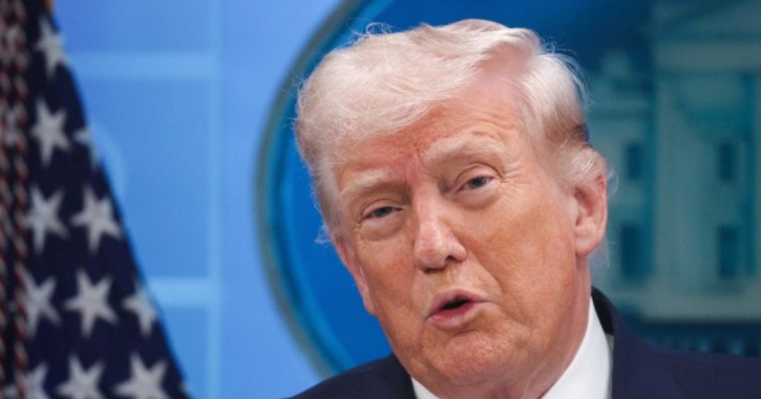 EE.UU. ataca la isla de Kharg mientras Trump afirma que Irán podría 