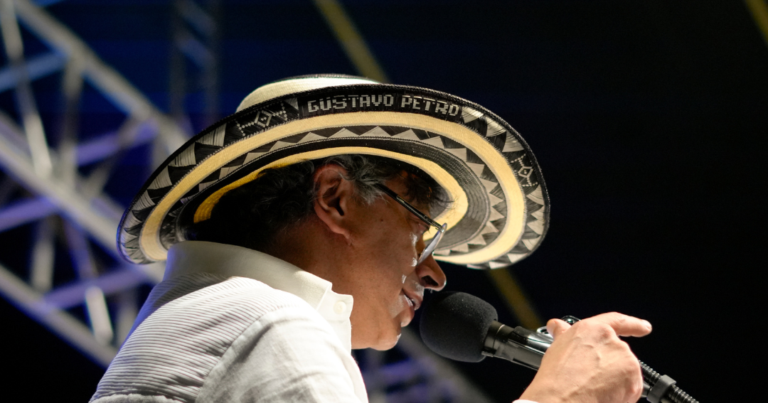 Tensión Colombia-Ecuador: Petro llama a embajadora tras insultos