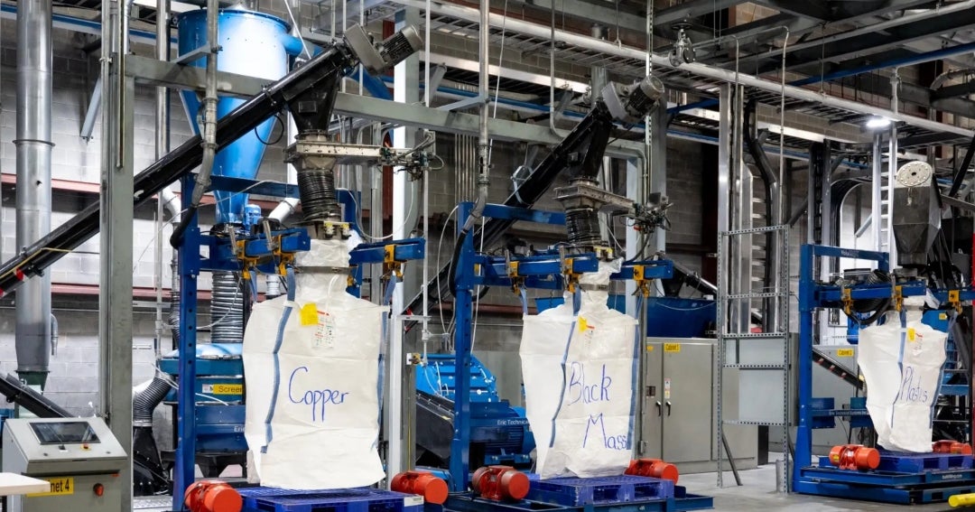 La empresa de reciclaje de baterías Ascend Elements se declara en bancarrota