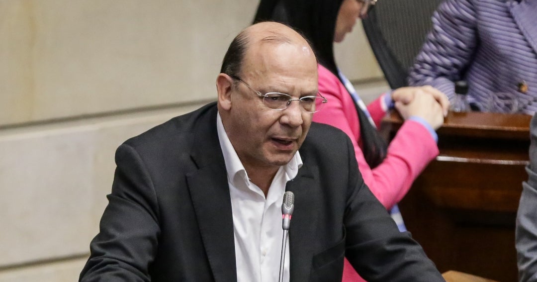 MinHacienda confirmó que presentará reforma tributaria para recaudar $16 billones