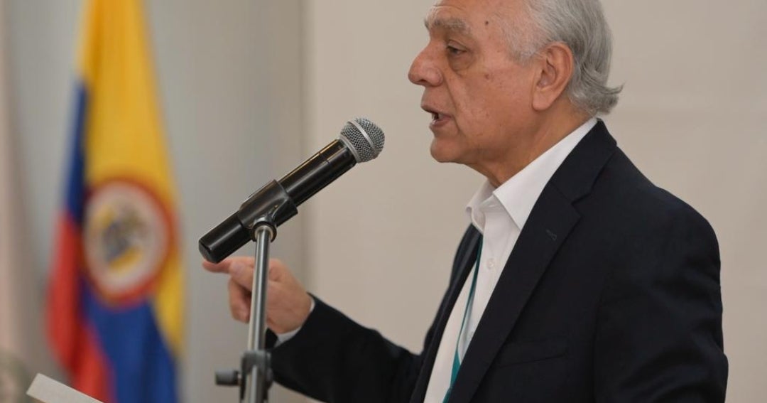 Bernardo Camacho renunció como superintendente de Salud, luego de cinco meses