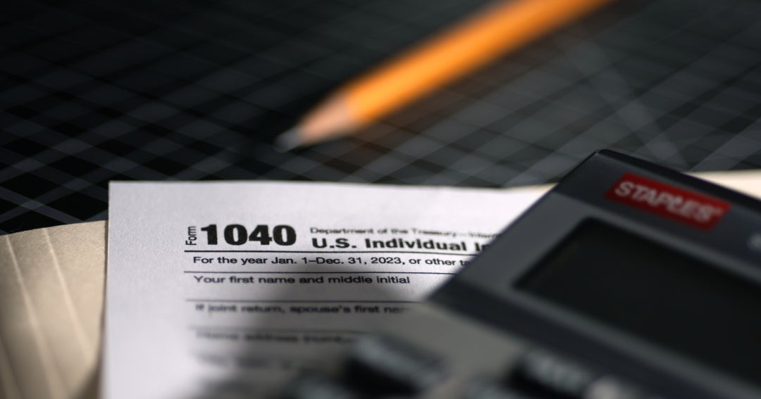 Devoluciones de impuestos han aumentado, pero muchos estadounidenses no lo notan