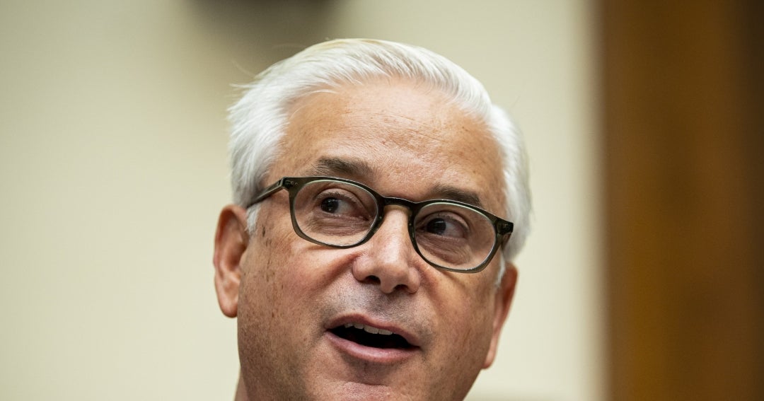 Bancos de Wall Street recortaron 5.000 puestos de trabajo a pesar de beneficios récord