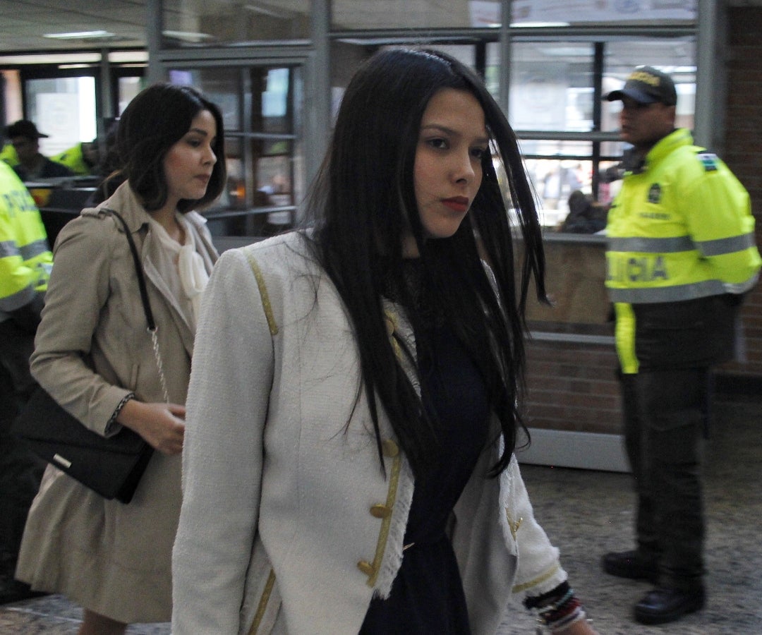Laura Moreno y Jessy Quintero en el complejo judicial de Paloquemao