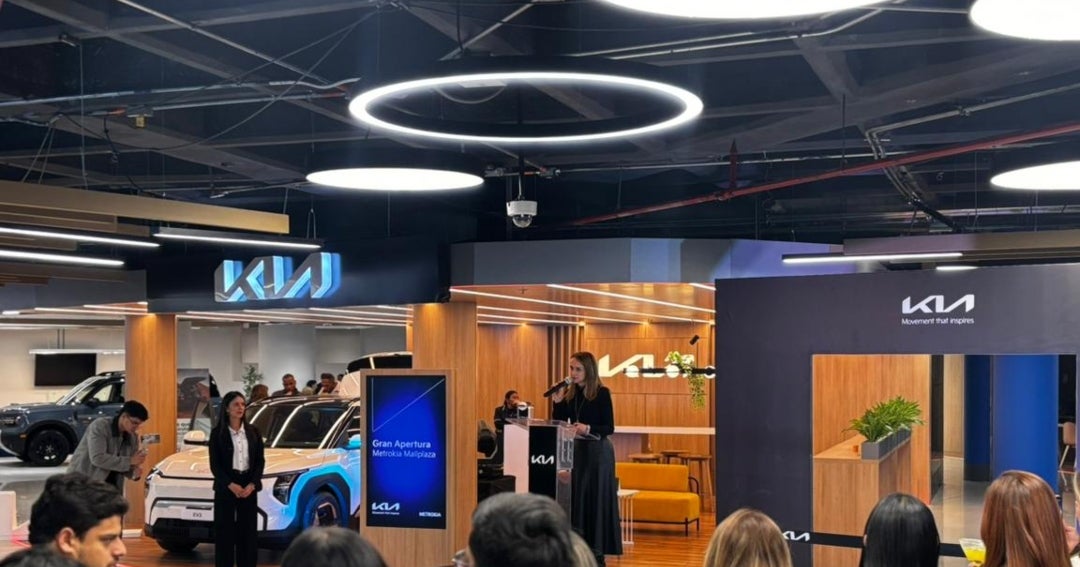 Kia apertura nueva vitrina de ventas en el centro comercial Mall Plaza, en Bogotá